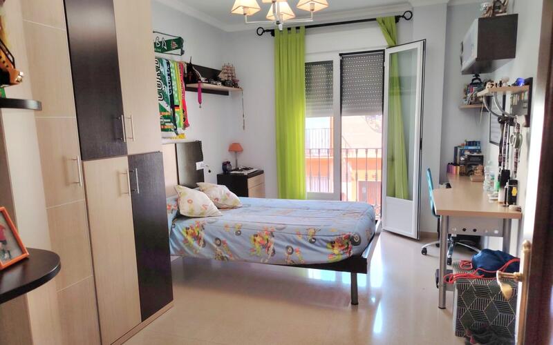 3 Schlafzimmer Stadthaus zu verkaufen