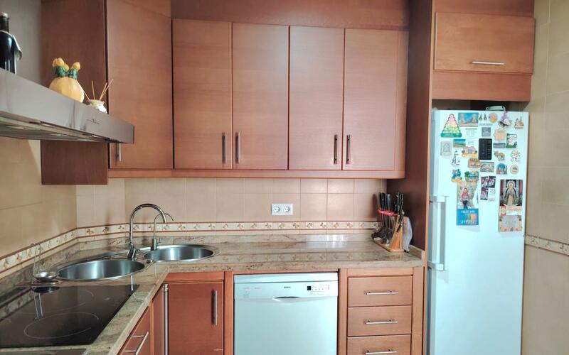 3 Schlafzimmer Stadthaus zu verkaufen