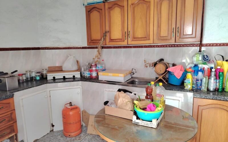 5 slaapkamer Gezinswoning Te koop 5 slaapkamer Gezinswoning Te koop