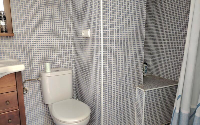 5 slaapkamer Gezinswoning Te koop 5 slaapkamer Gezinswoning Te koop