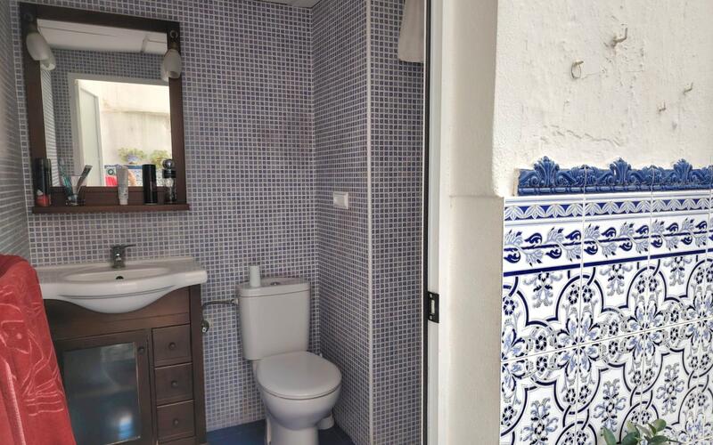 5 slaapkamer Gezinswoning Te koop 5 slaapkamer Gezinswoning Te koop