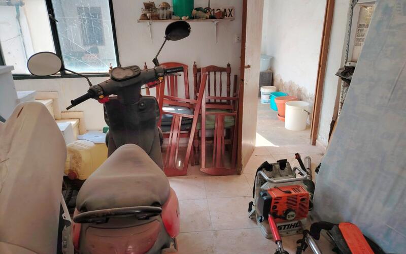 5 slaapkamer Gezinswoning Te koop 5 slaapkamer Gezinswoning Te koop