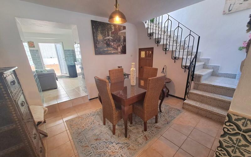 3 bedroom Townhouse for sale 3 bedroom Townhouse for sale