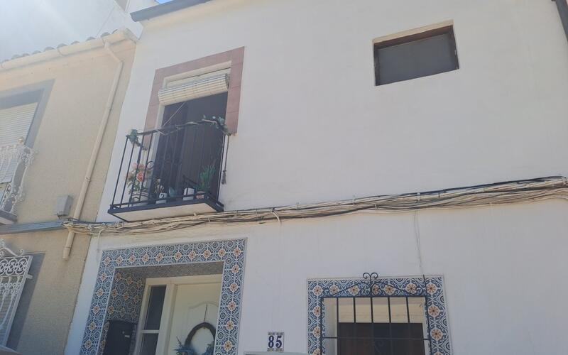 3 bedroom Townhouse for sale 3 bedroom Townhouse for sale