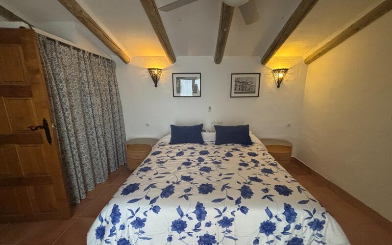 6 bedroom Commercial Property for sale