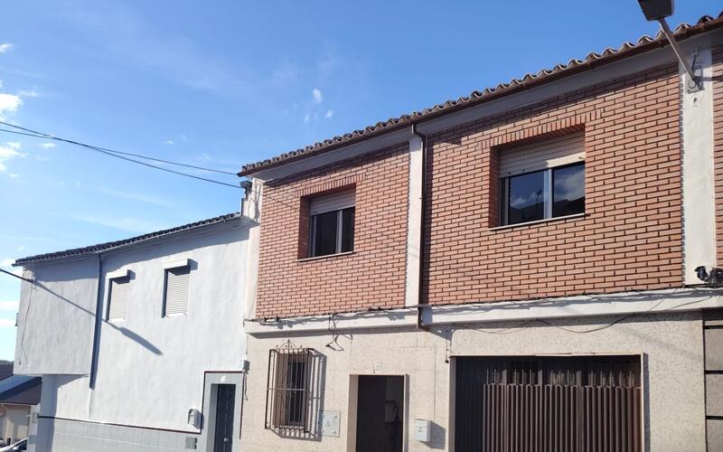 3 bedroom Townhouse for sale 3 bedroom Townhouse for sale