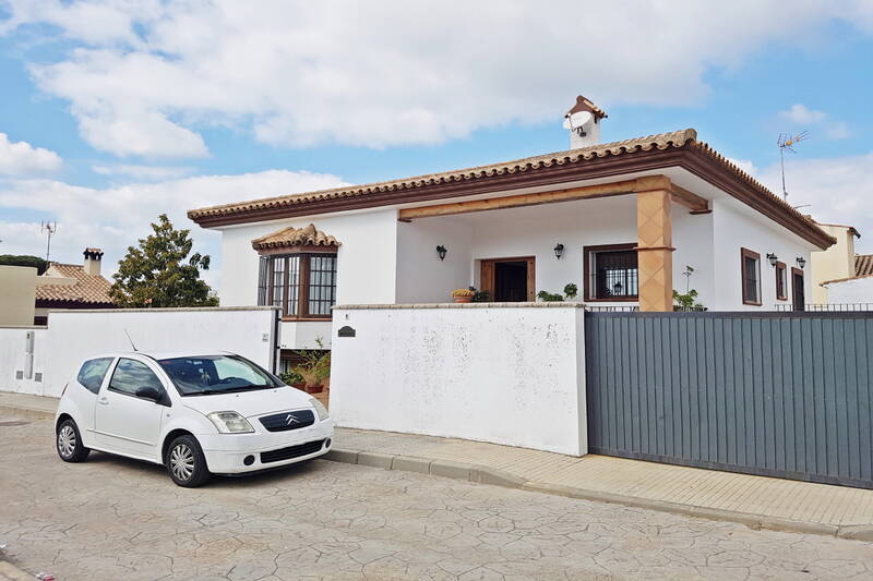 Villa for sale in Benalup-Casas Viejas, Cádiz
