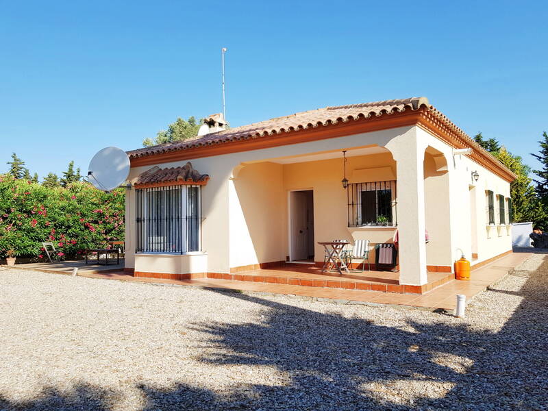 Villa for sale in Chiclana de la Frontera, Cádiz