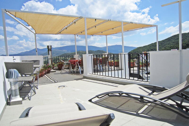 3 bedroom Townhouse for sale