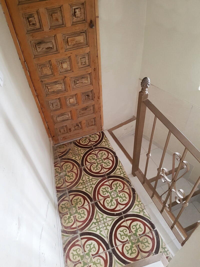1 bedroom Townhouse for sale