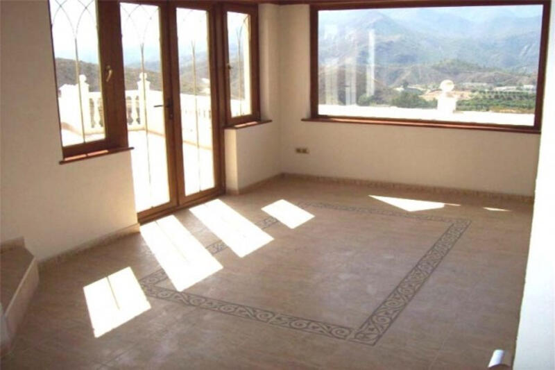 7 Cuarto Villa en venta