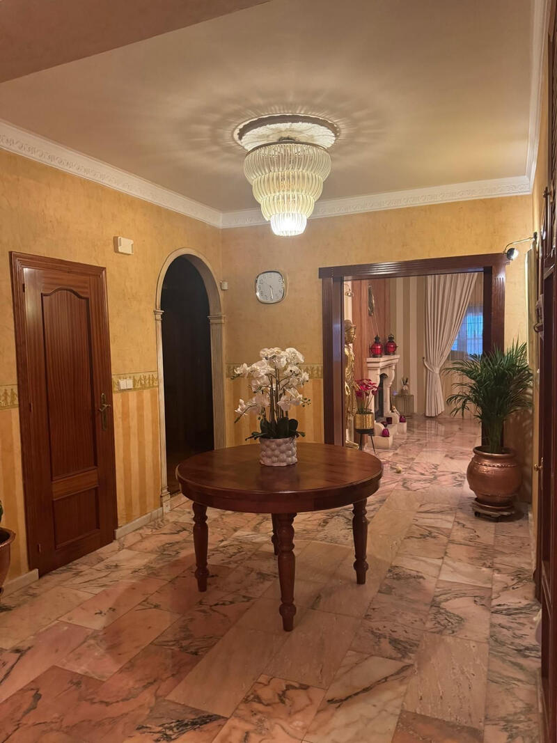 4 Cuarto Villa en venta