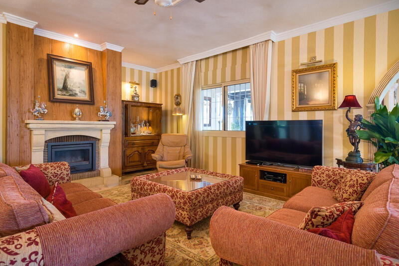 4 Cuarto Villa en venta
