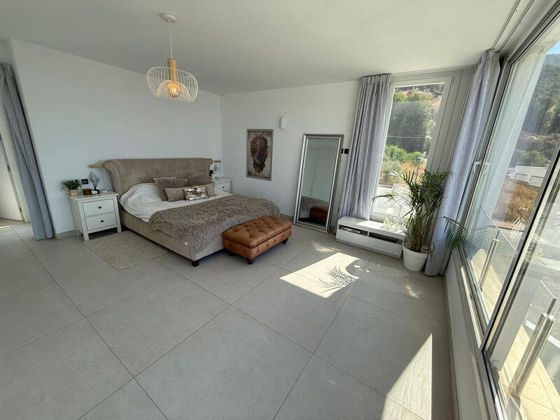 4 bedroom Villa for sale