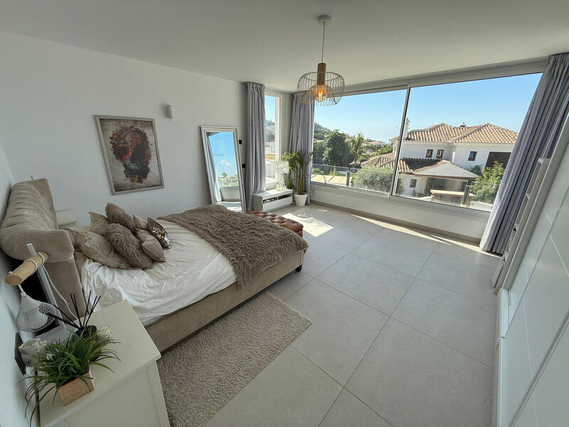 4 bedroom Villa for sale