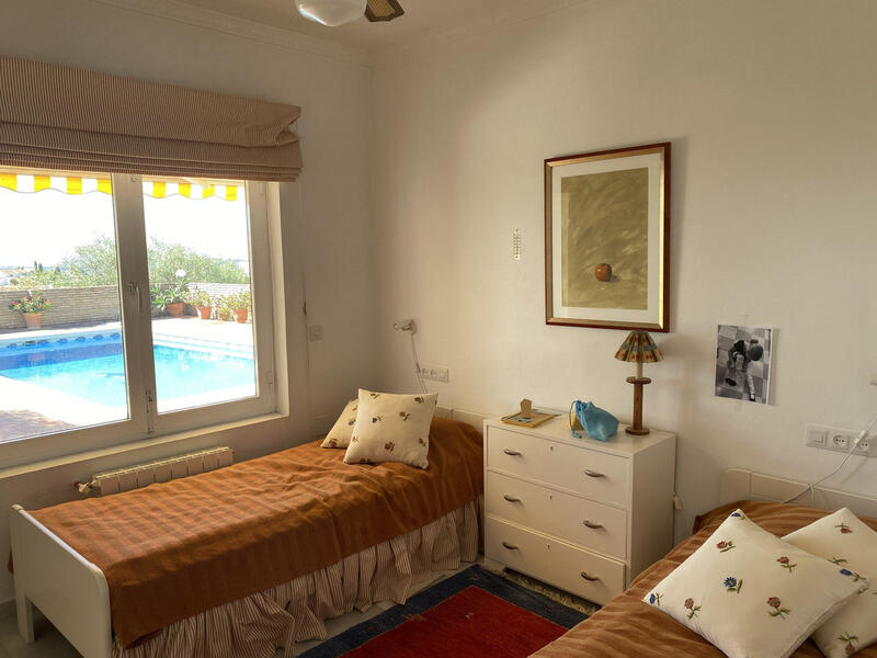 4 bedroom Villa for sale