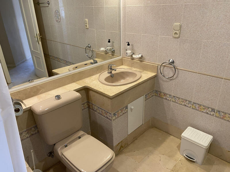 2 bedroom Apartment for sale 2 bedroom Apartment for sale