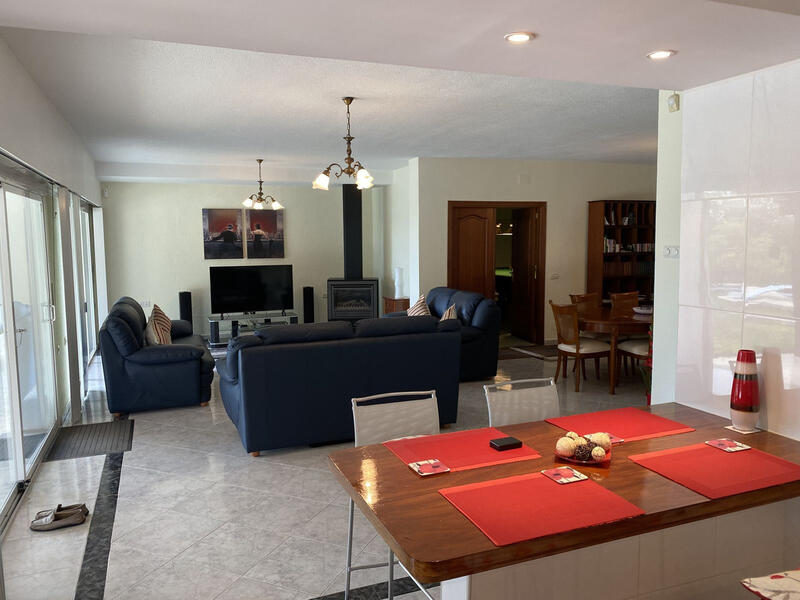 4 Schlafzimmer Villa zu verkaufen