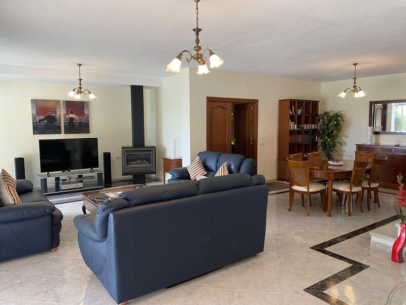 4 Schlafzimmer Villa zu verkaufen