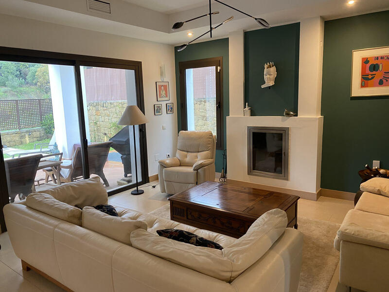 3 bedroom Villa for sale