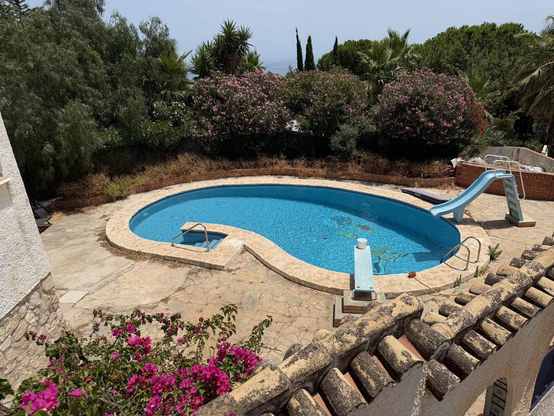 4 bedroom Villa for sale