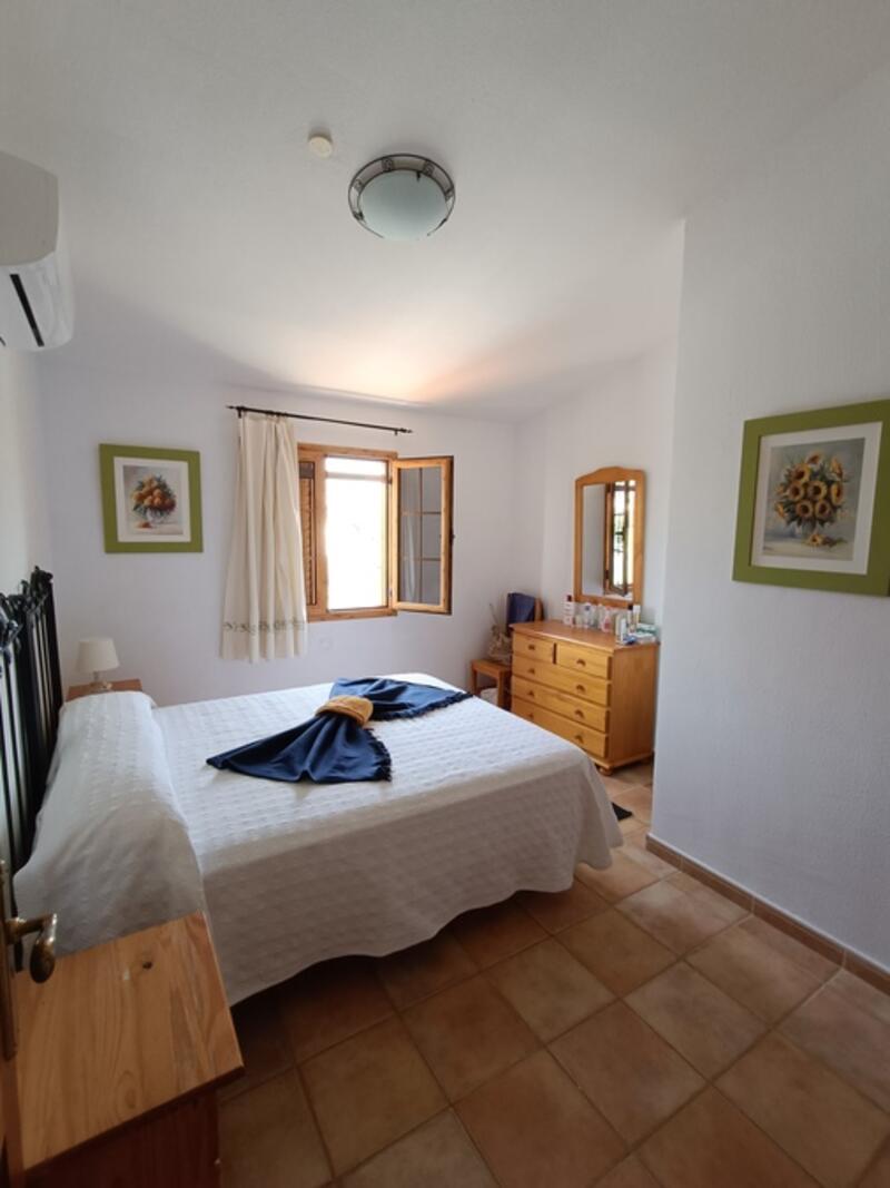 2 Cuarto Villa en venta