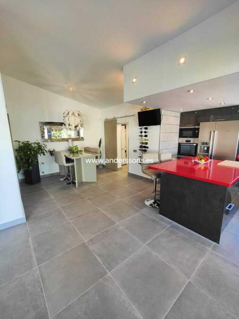 2 Cuarto Villa en venta