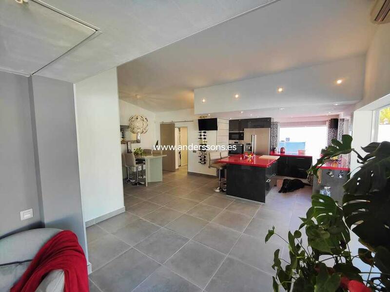 2 Cuarto Villa en venta