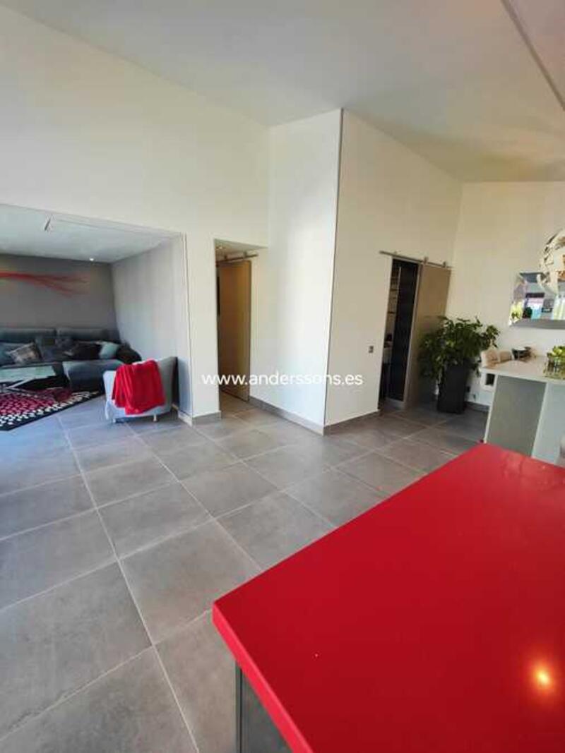 2 Cuarto Villa en venta
