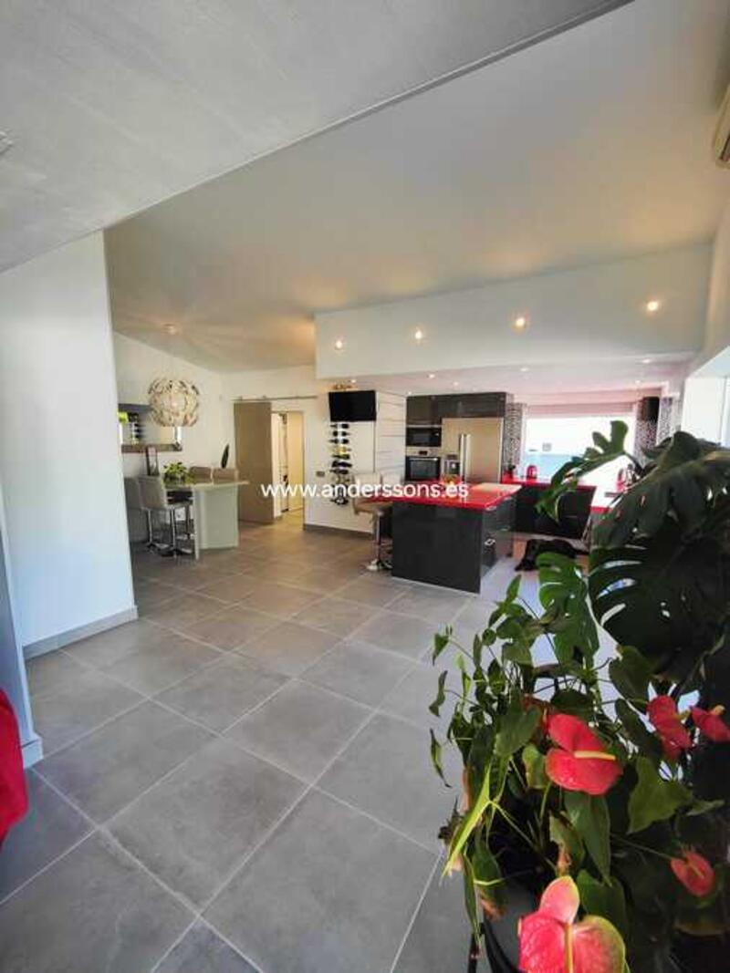 2 Cuarto Villa en venta