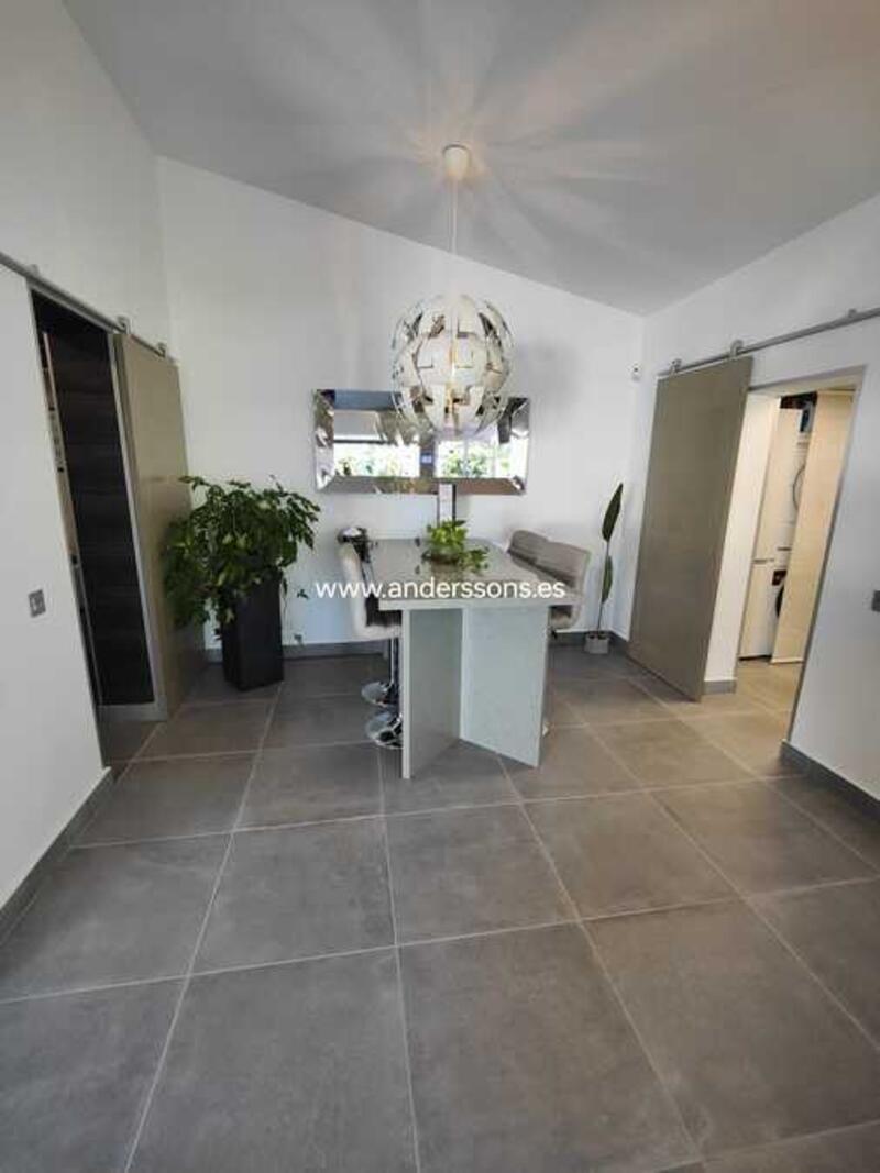 2 Cuarto Villa en venta