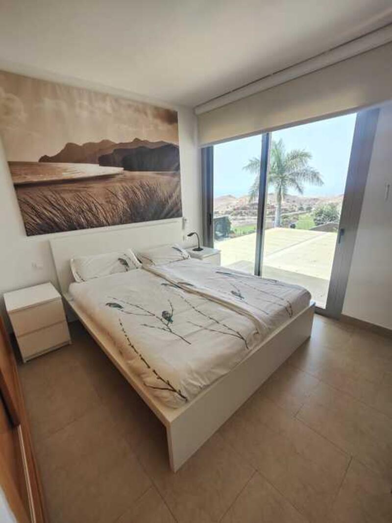 4 Cuarto Local Comercial en venta