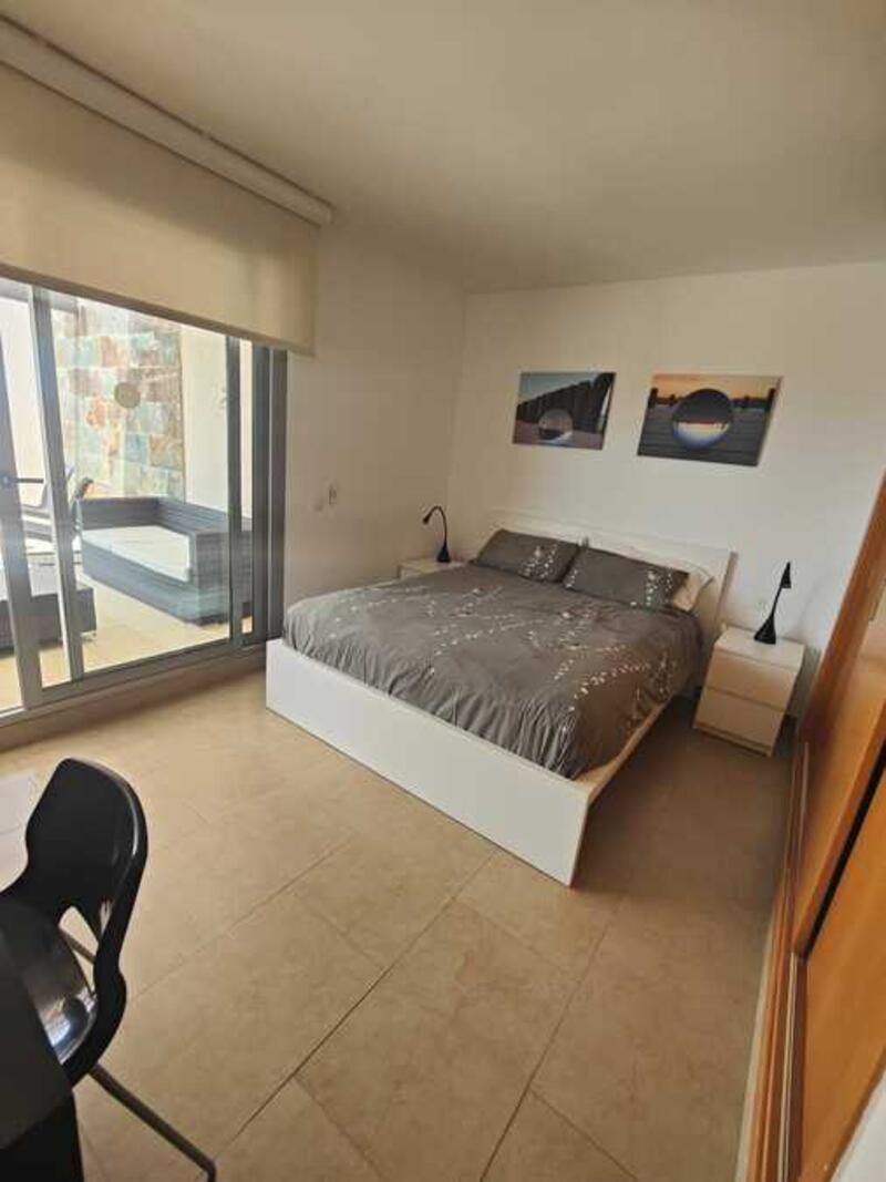 4 Cuarto Local Comercial en venta