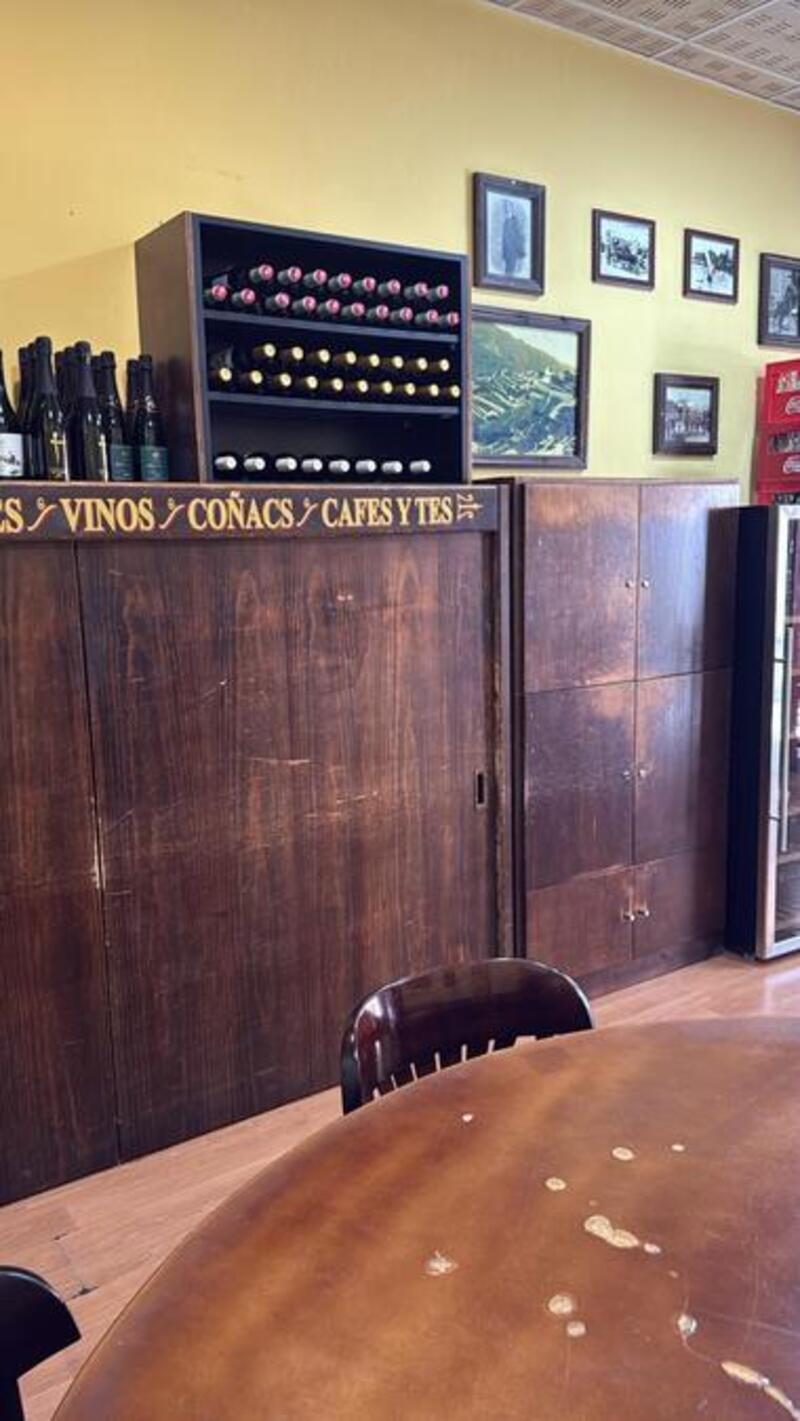 Kommersiella fastigheter till salu Kommersiella fastigheter till salu