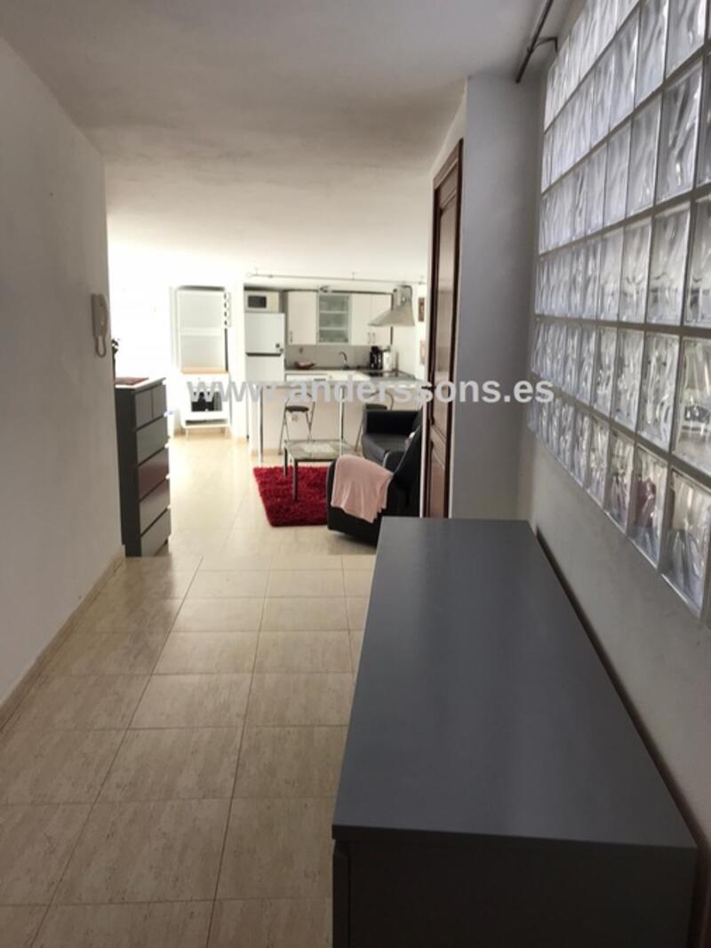 1 bedroom Apartment for Long Term Rent