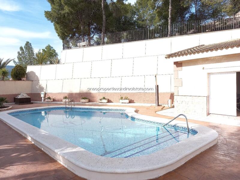 5 Schlafzimmer Villa zu verkaufen