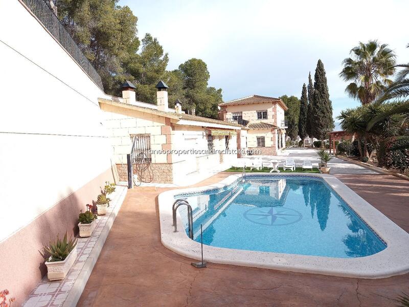 5 Schlafzimmer Villa zu verkaufen