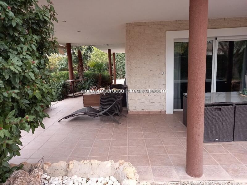 4 bedroom Villa for sale