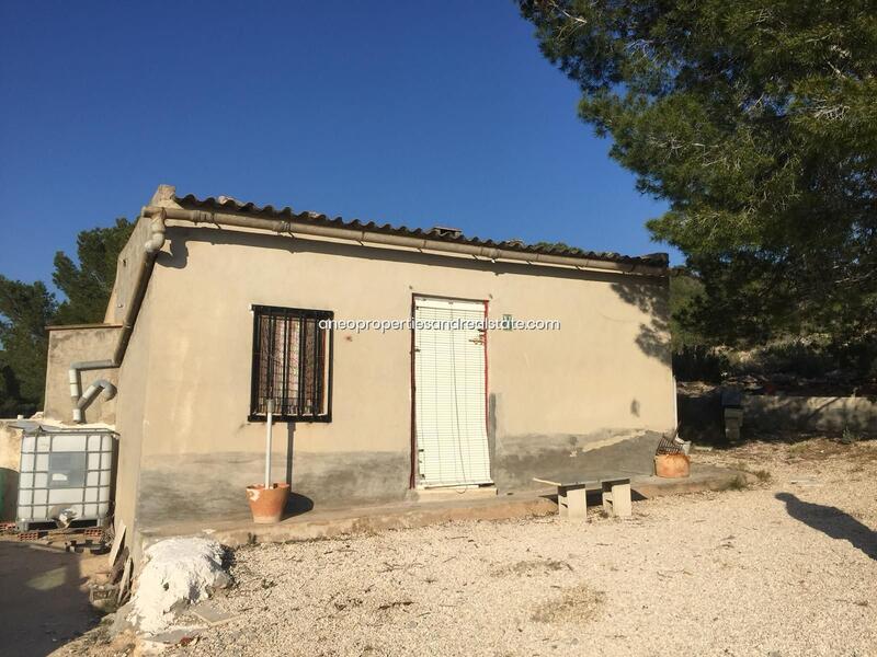 Villa en venta en Monóvar, Alicante