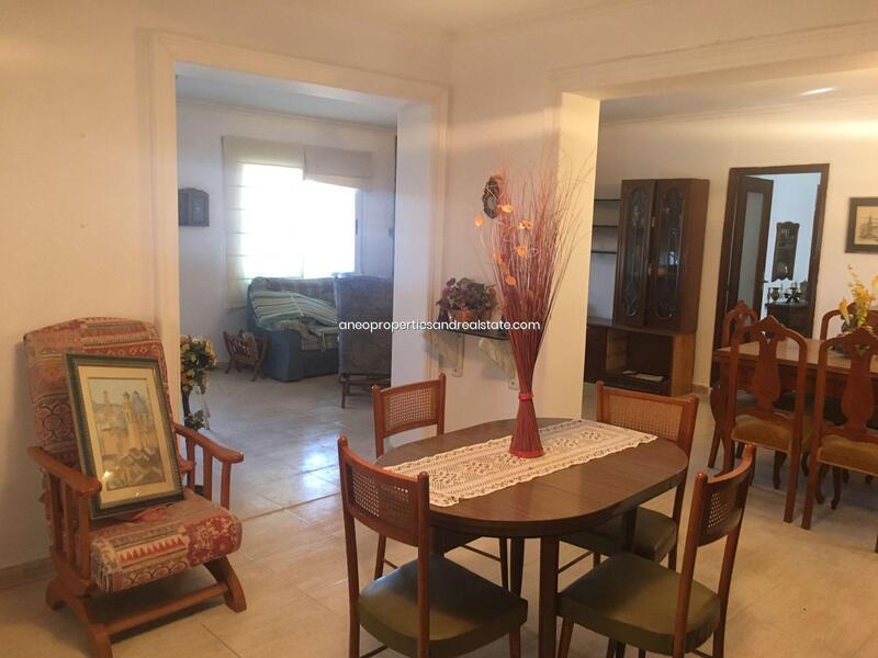 4 Cuarto Villa en venta