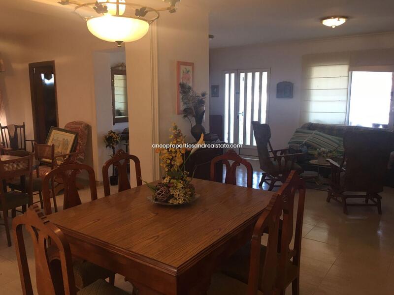 4 Cuarto Villa en venta