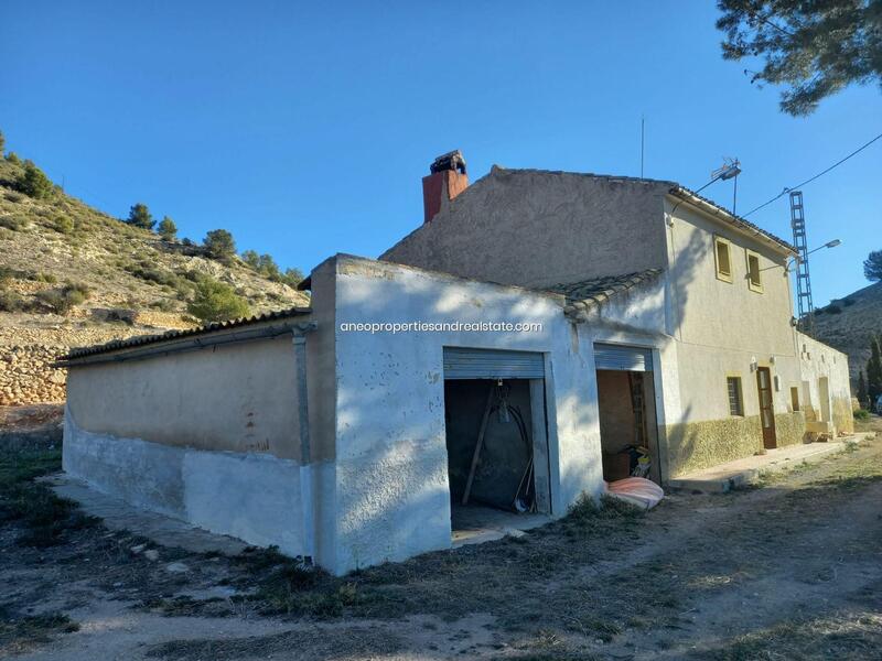 4 Cuarto Villa en venta