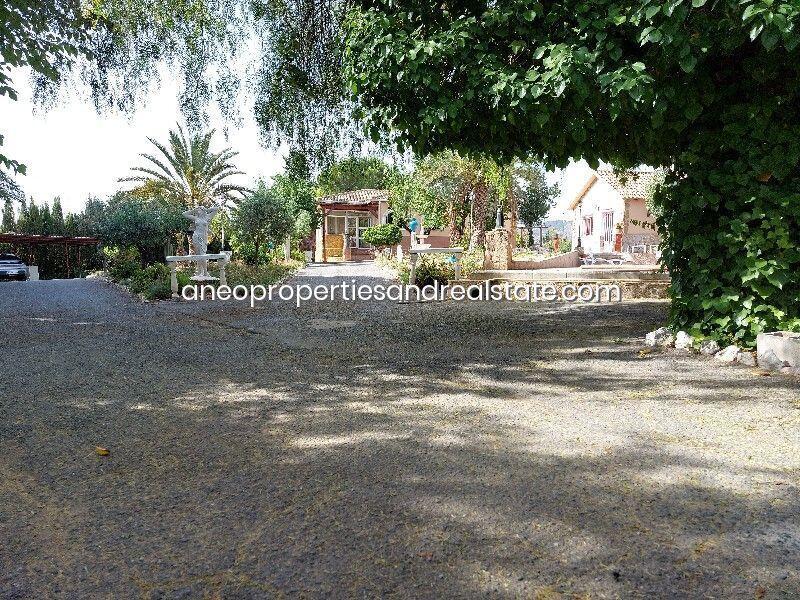 6 Cuarto Villa en venta