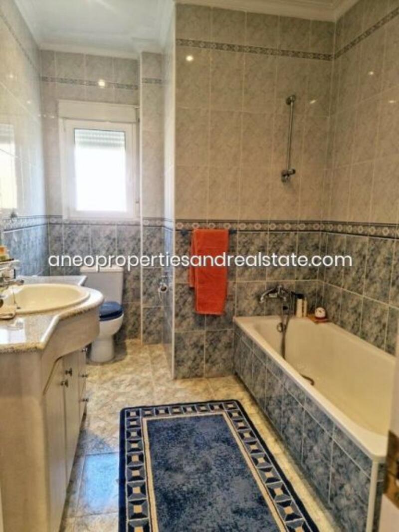 2 Schlafzimmer Villa zu verkaufen