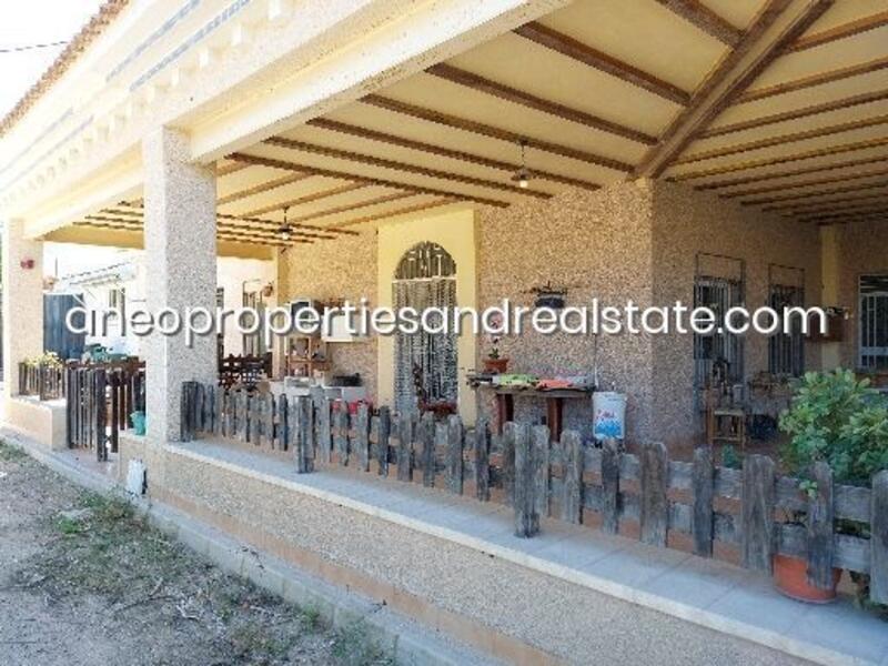 6 Cuarto Villa en venta