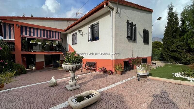 3 Cuarto Villa en venta