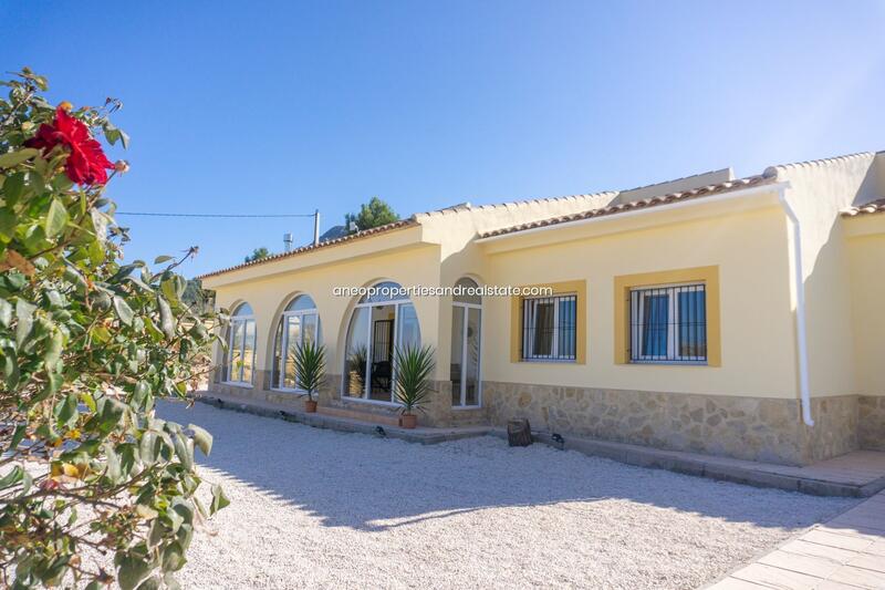 4 soveværelse Villa til salg