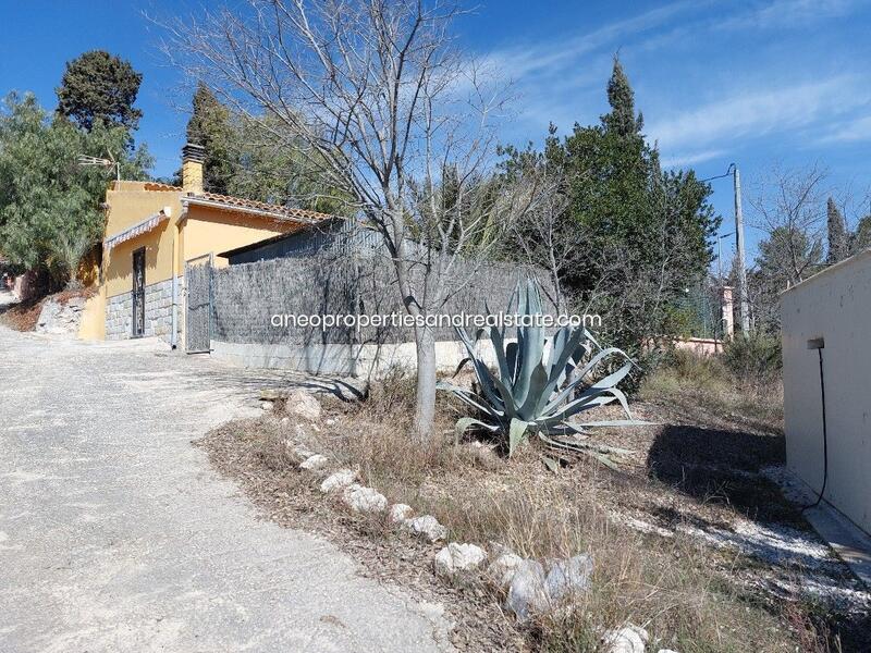 Villa Te koop in Algueña, Alicante