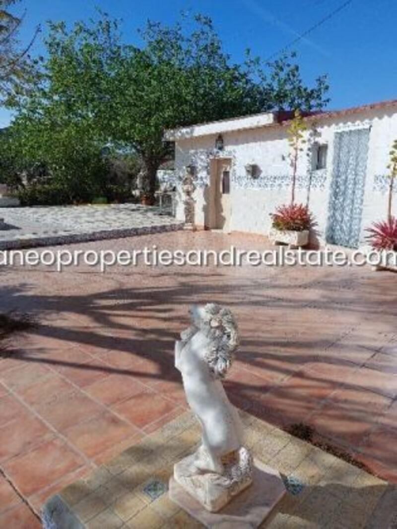 4 slaapkamer Villa Te koop