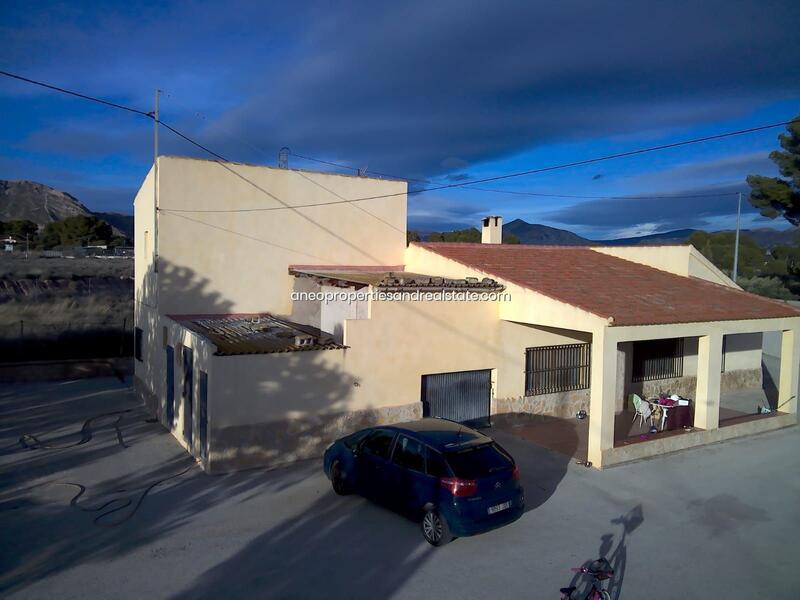 4 Cuarto Villa en venta